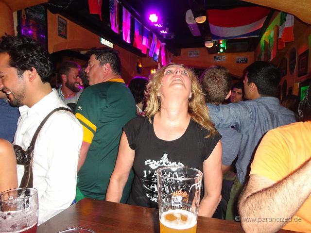 2015 Wiesn Anstich 033.jpg - Wo bleibt die Luft?